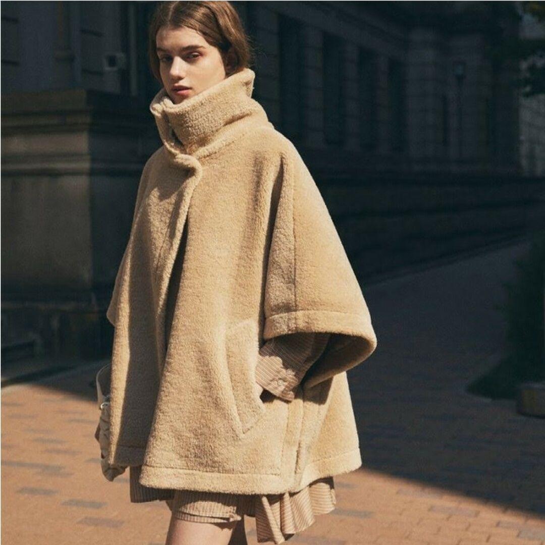 【新品未使用】ココディール ボアケープコート