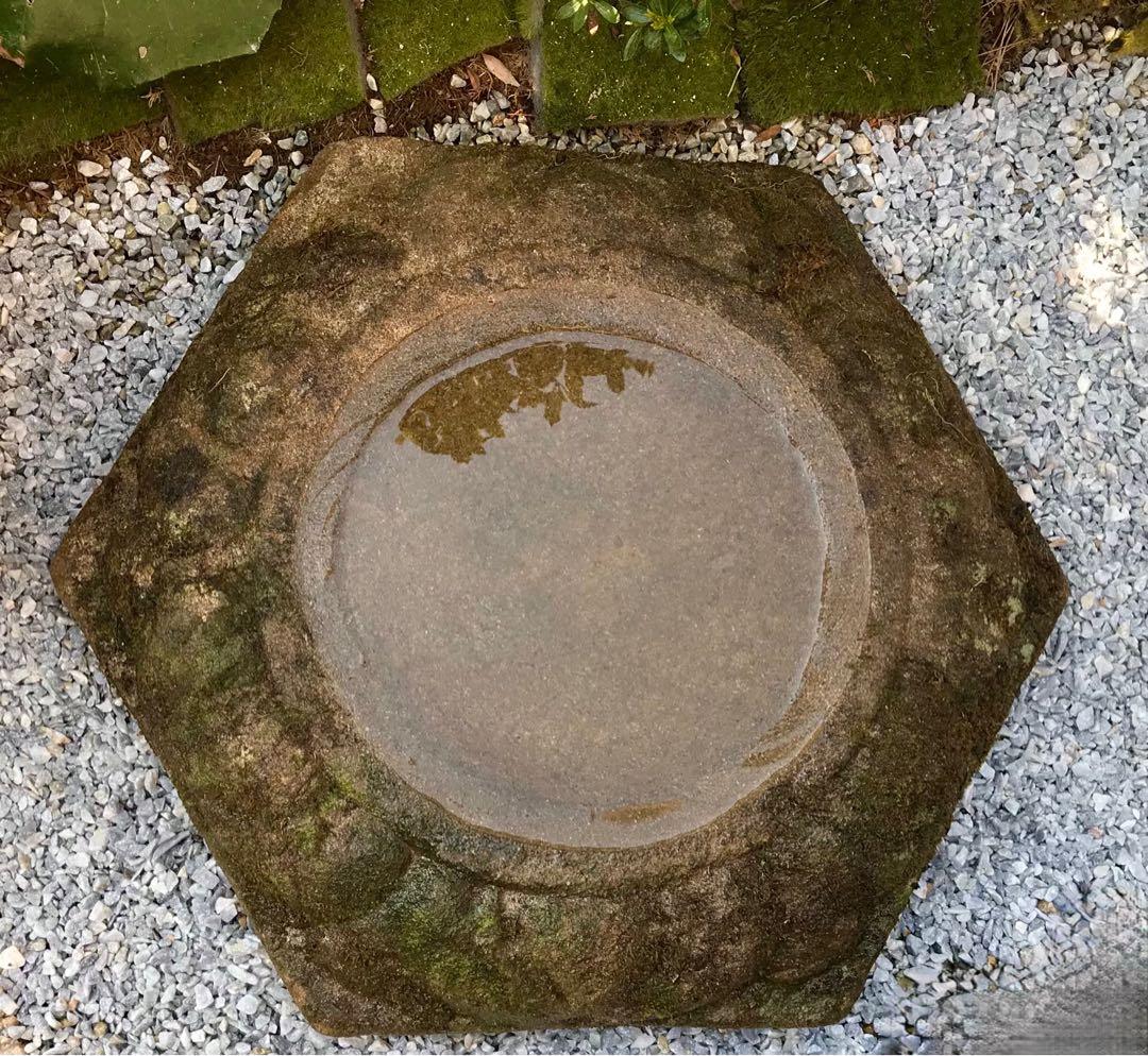 【天然石・見立て水鉢・バードバス・蹲・特大サイズ浅鉢】庭石オブジェ置物坪庭茶庭