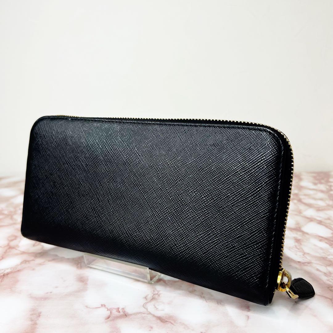 【極美品】PRADA ラウンドファスナー 長財布85