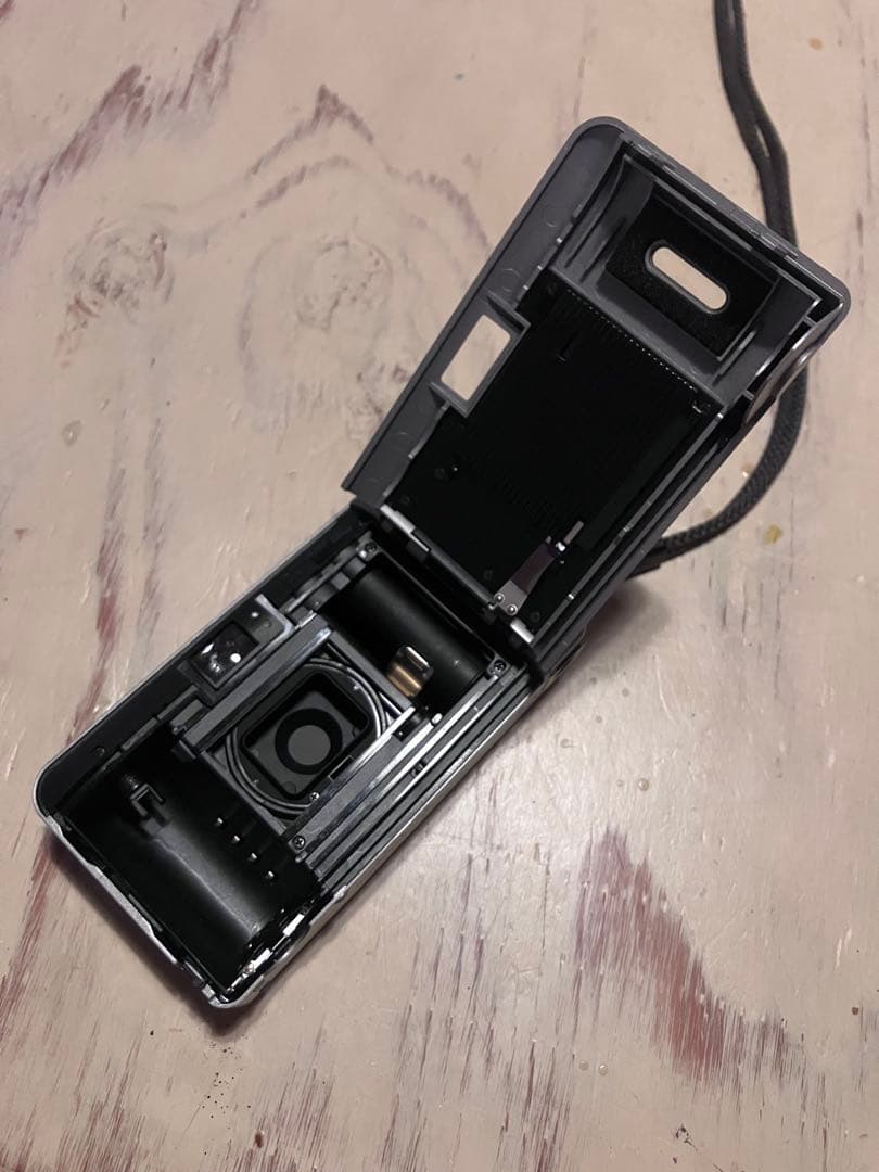 コニカ　Konica BIG mini F　中古　フィルムカメラ　名機　動作品