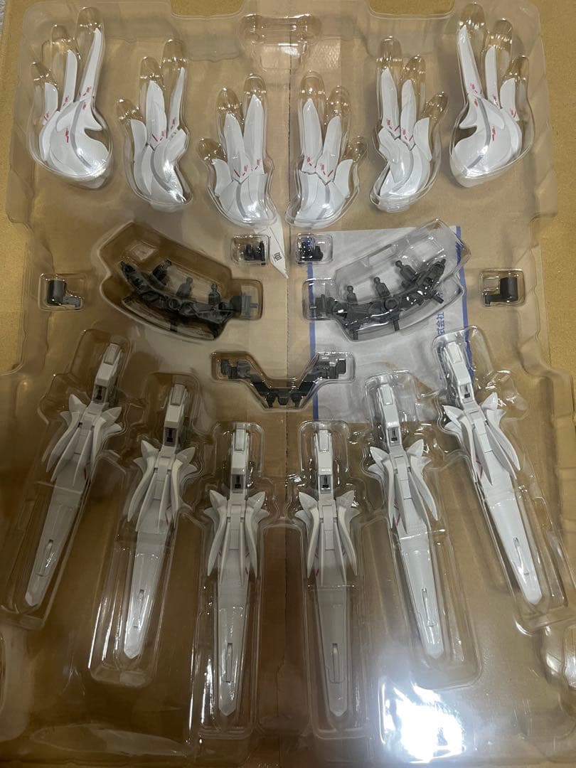 L COMPOSITE ウイングガンダムスノーホワイトプレリュード